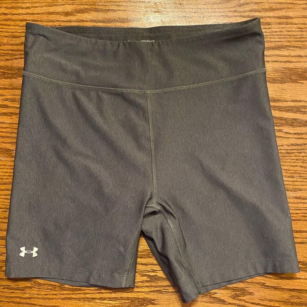 Gray Under Armour size medium